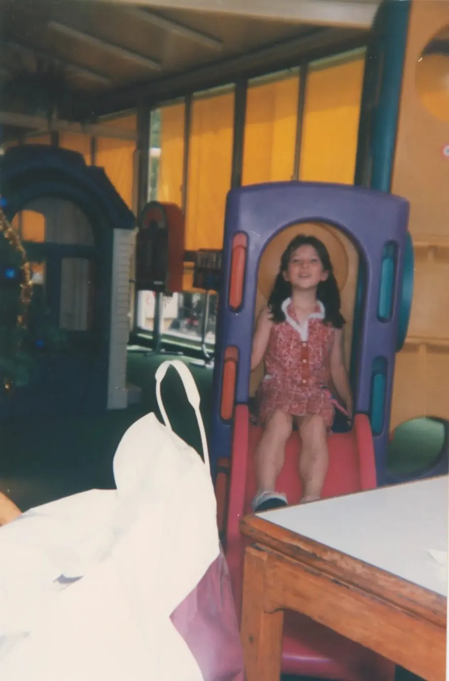 Jessica su uno scivolo